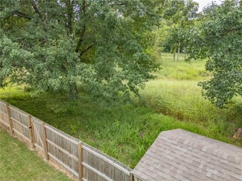 7022 N Hickory St, Kansas City, MO 64118