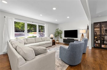 8802 Belleview Ave, Kansas City, MO 64114