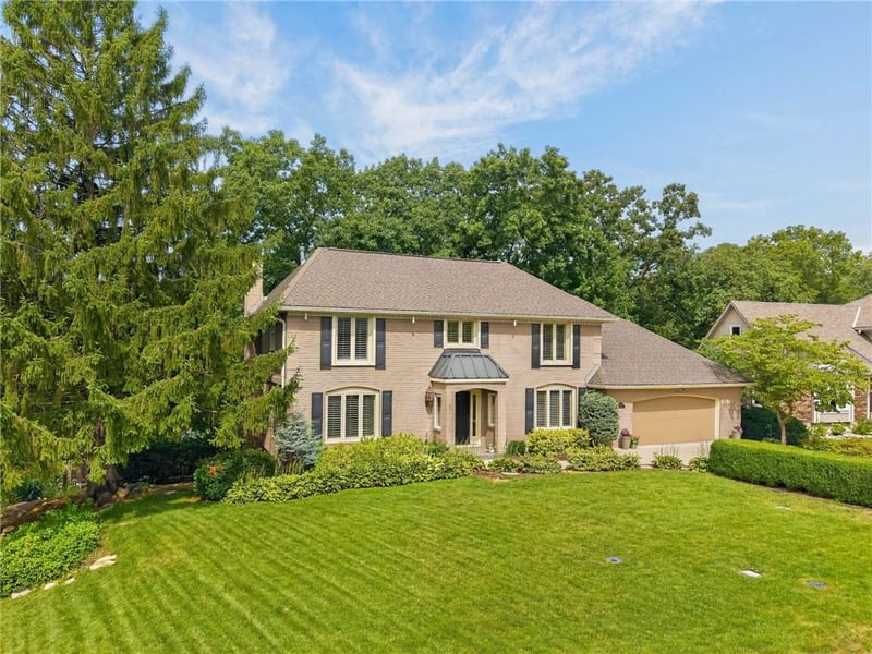 1340 Camelot Dr, Liberty, MO 64068
