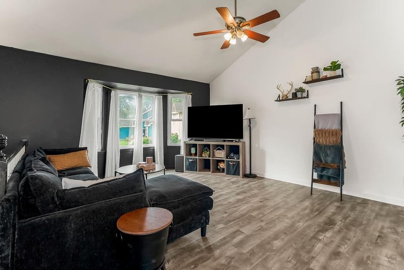 1100 14th St, Leavenworth, KS 66048