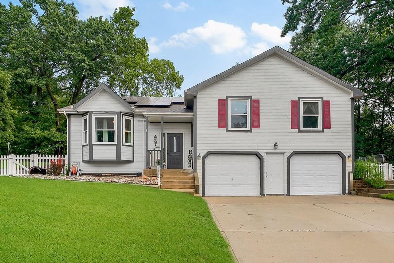 1100 14th St, Leavenworth, KS 66048