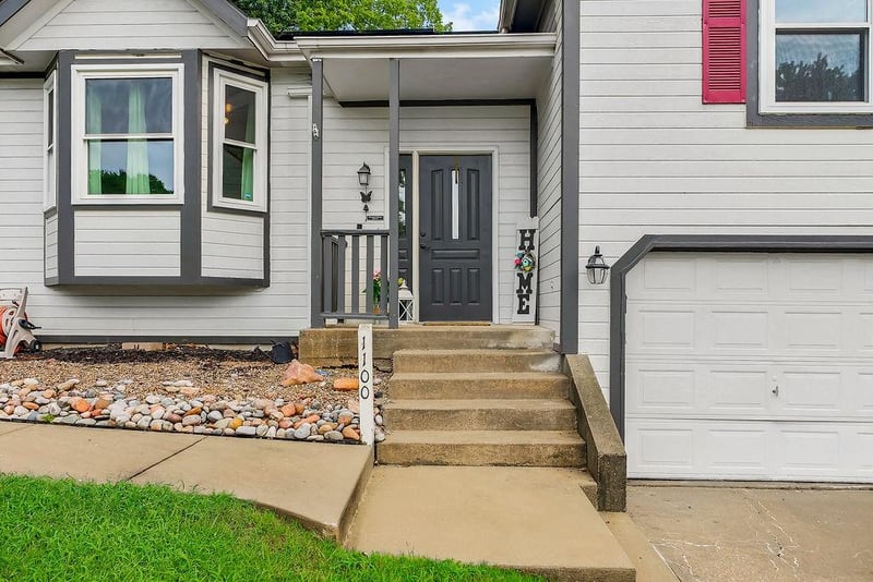 1100 14th St, Leavenworth, KS 66048
