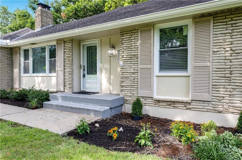 7404 Willow Ave, Raytown, MO 64133