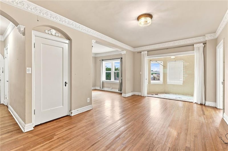 309 Emanuel Cleaver Blvd #404, Kansas City, MO 64112