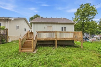 2537 Elmwood Ave, Kansas City, MO 64127