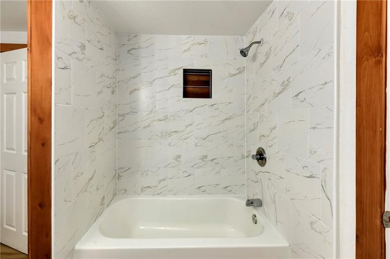 1122 2nd Ave, Leavenworth, KS 66048