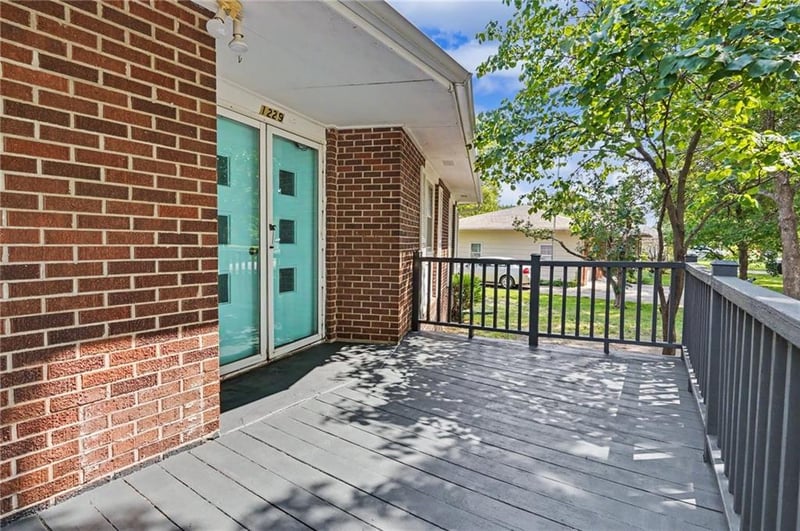 1229 S Elm St, Ottawa, KS 66067