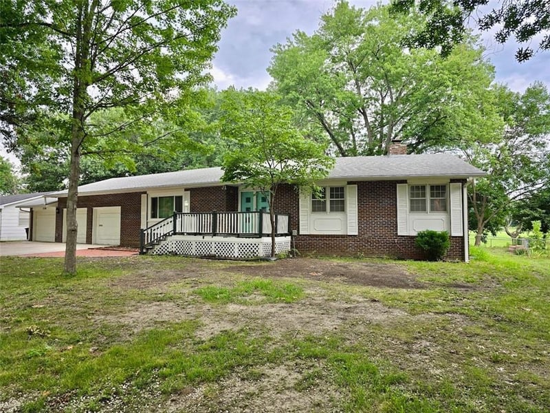 1229 S Elm St, Ottawa, KS 66067