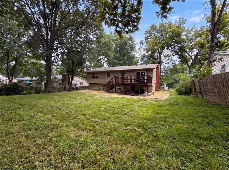 2909 Sagebrush Dr, Lawrence, KS 66047