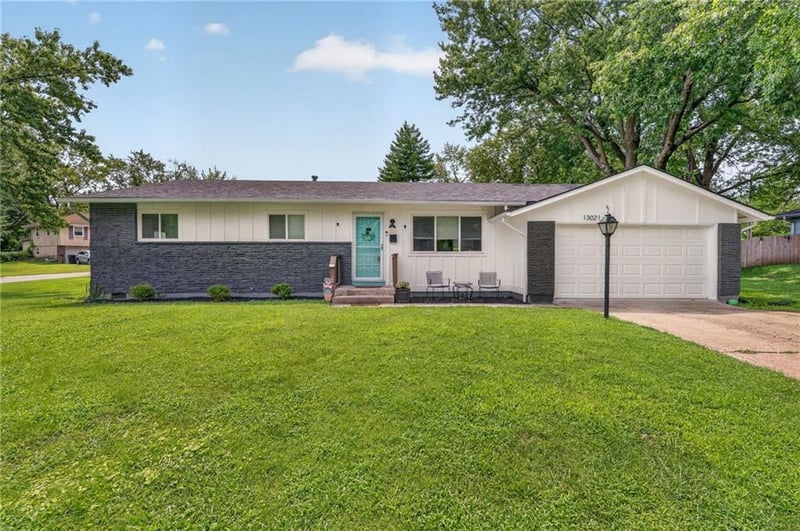 13021 E 40th Ter S, Independence, MO 64055