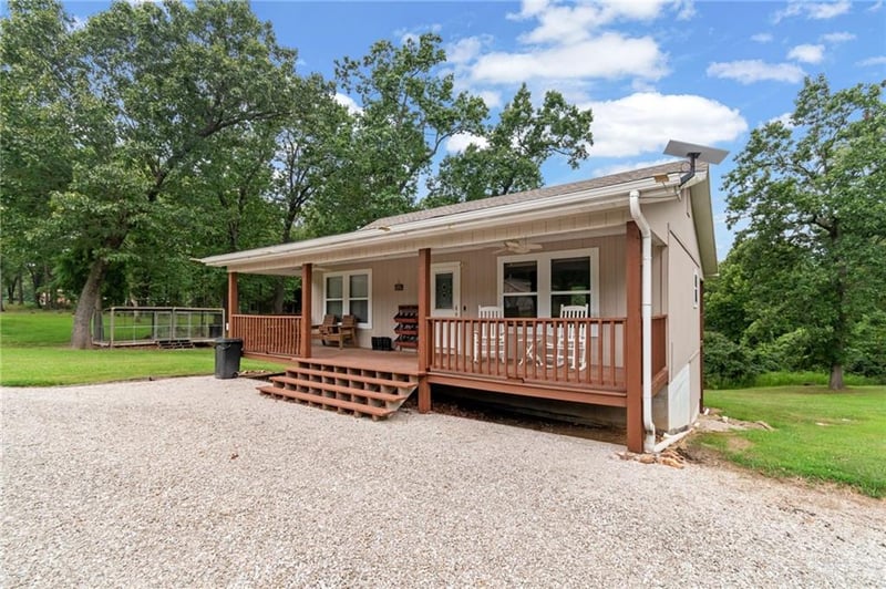 23719 Singing Bird Ln, Warsaw, MO 65355