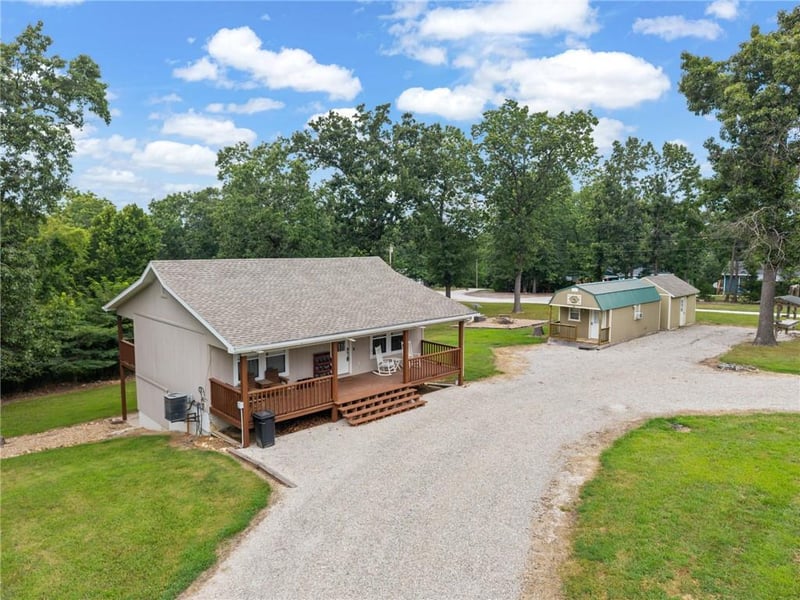 23719 Singing Bird Ln, Warsaw, MO 65355