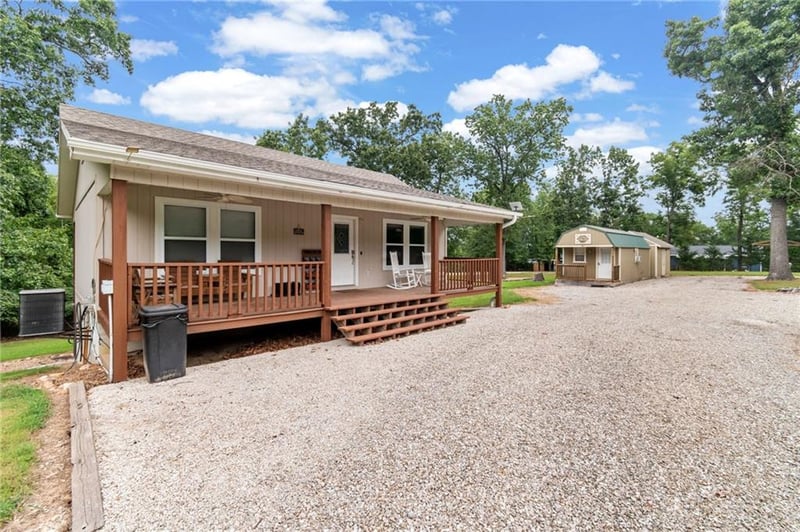 23719 Singing Bird Ln, Warsaw, MO 65355