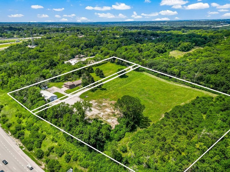 4225 Scott Rd, Kansas City, MO 64137