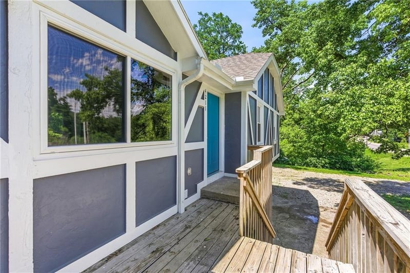 4211 Leavenworth Rd, Kansas City, KS 66104