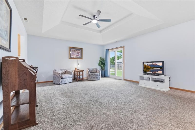 103 Blue Branch Cir, Grain Valley, MO 64029