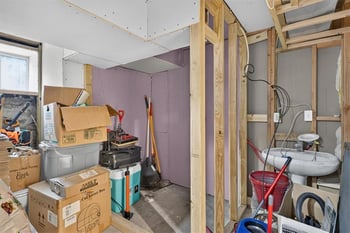 301 N Van Brunt Blvd, Kansas City, MO 64123