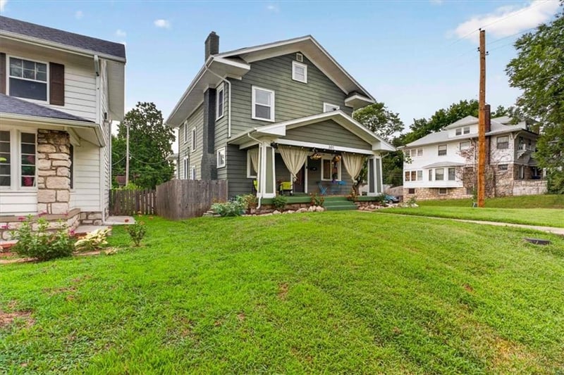 301 Van Brunt Blvd, Kansas City, MO 64123