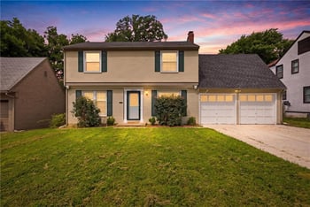 8004 Holmes Rd, Kansas City, MO 64131