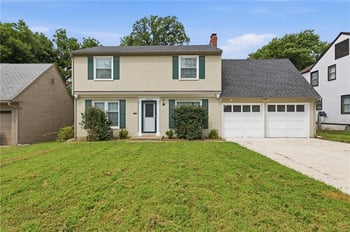 8004 Holmes Rd, Kansas City, MO 64131