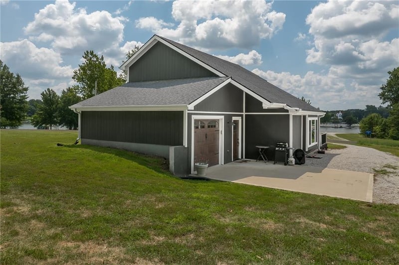 921 Lake Viking Ter, Altamont, MO 64640