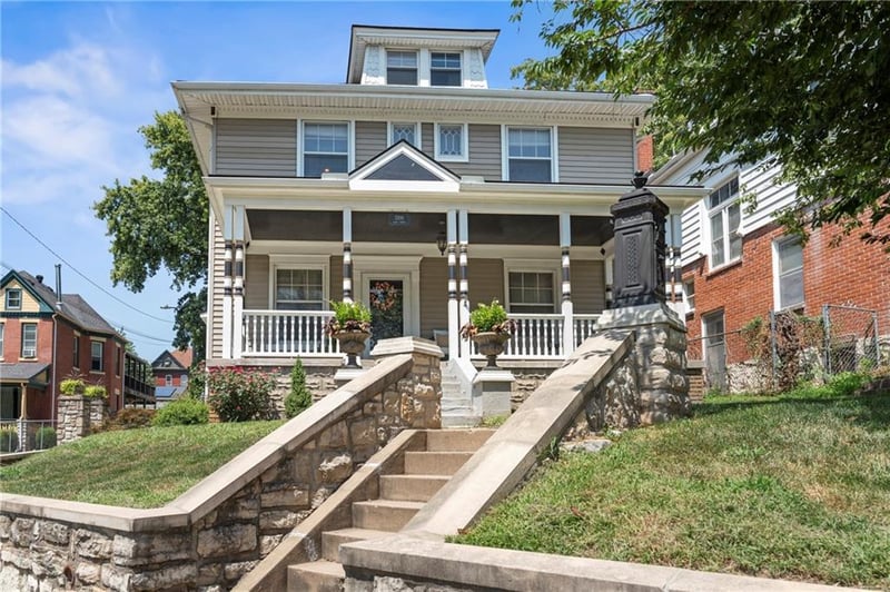 3300 10th St, Kansas City, MO 64127