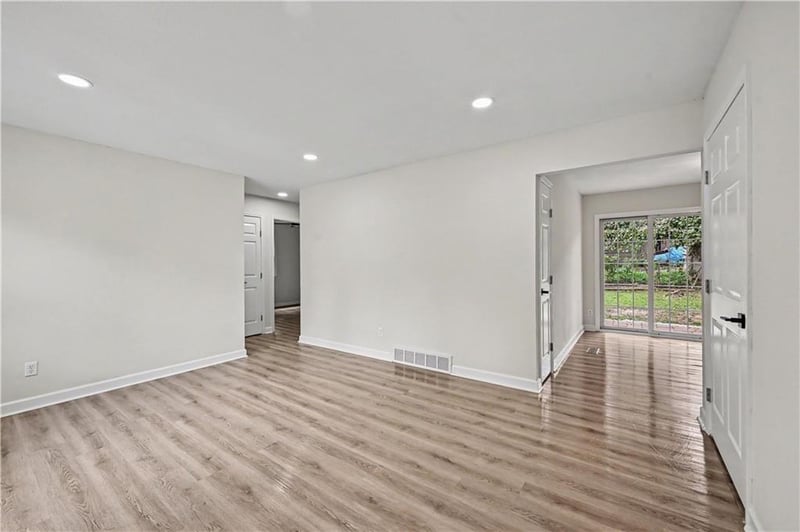 6132 Haskell Ave, Kansas City, KS 66104