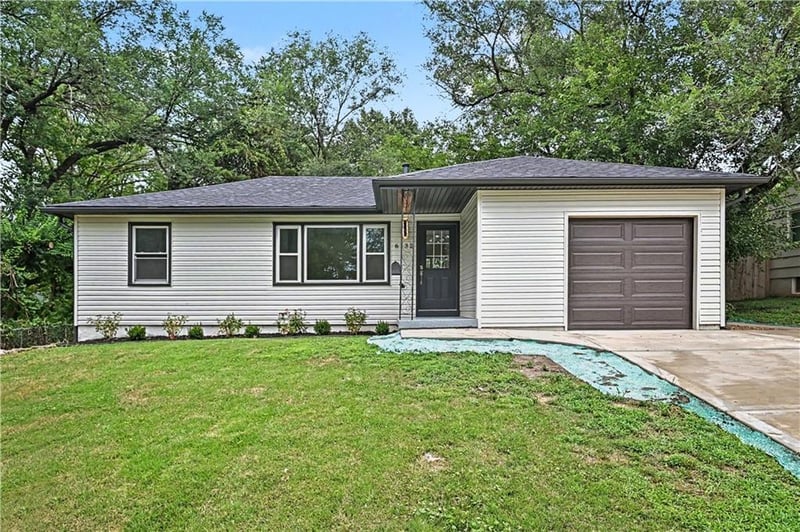 6132 Haskell Ave, Kansas City, KS 66104