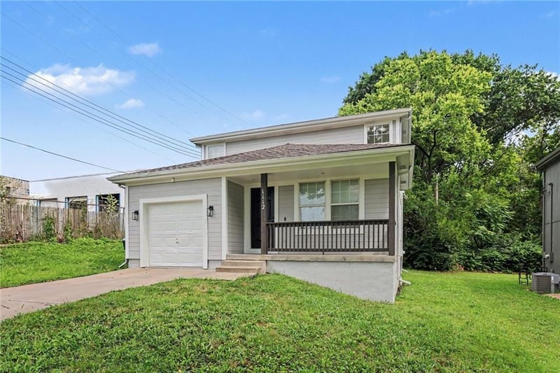 1112 81st St, Kansas City, MO 64131