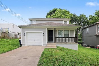 1112 E 81st St, Kansas City, MO 64131