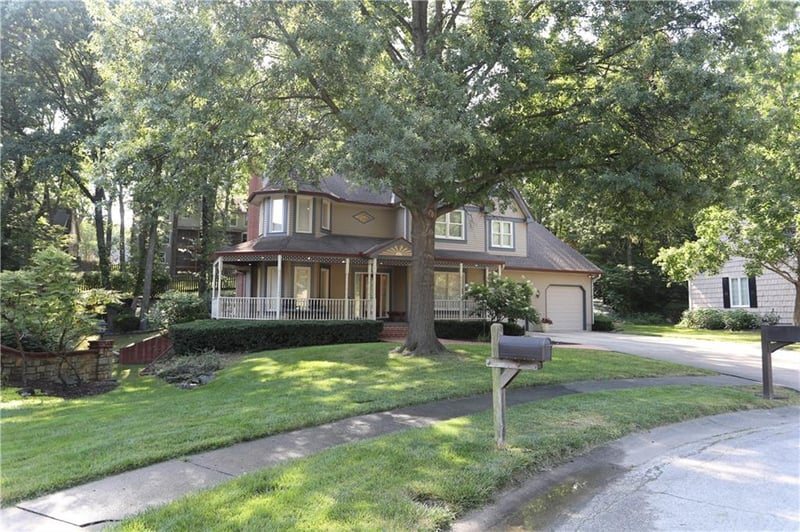 500 44 Ter, Gladstone, MO 64116