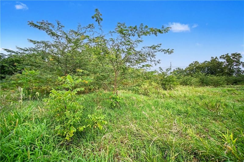 20136 Antioch Rd, Bucyrus, KS 66013
