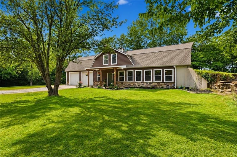12632 Elkhorn Rd, Rayville, MO 64084