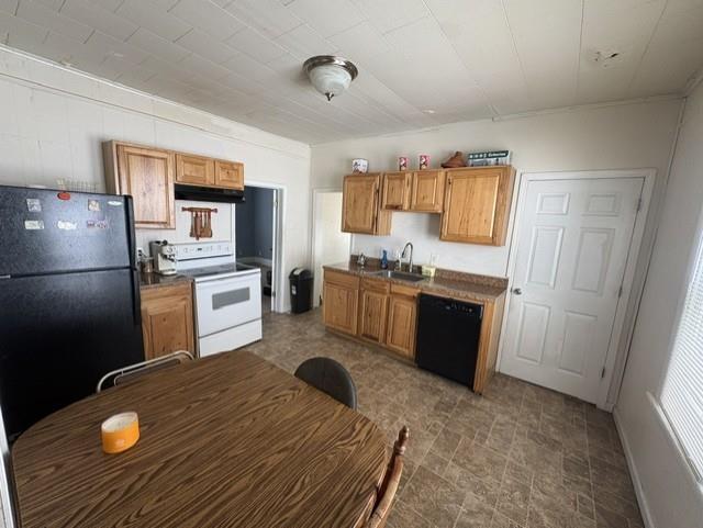 824 Warsaw Ave, St Joseph, MO 64507