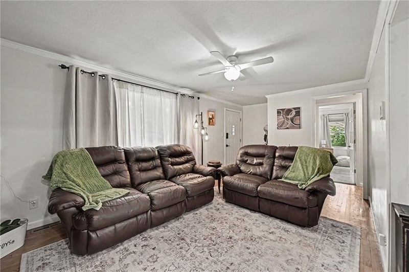 2509 46th Ter, Kansas City, MO 64116