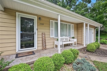 2509 NE 46th Ter, Kansas City, MO 64116
