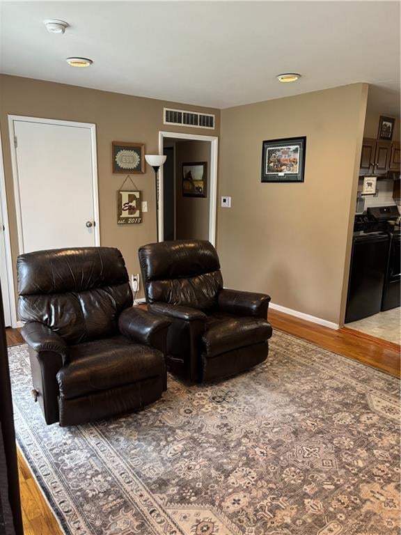 714 Thompson St, Maryville, MO 64468