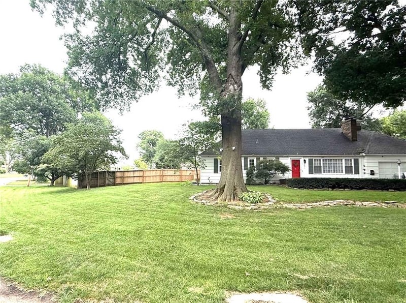 2801 Overton Ave, Independence, MO 64052