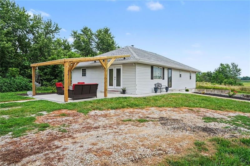 10189 Saxton Easton Rd, Easton, MO 64443