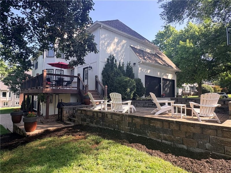 11404 Linden St, Leawood, KS 66211
