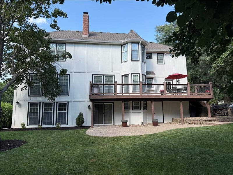 11404 Linden St, Leawood, KS 66211