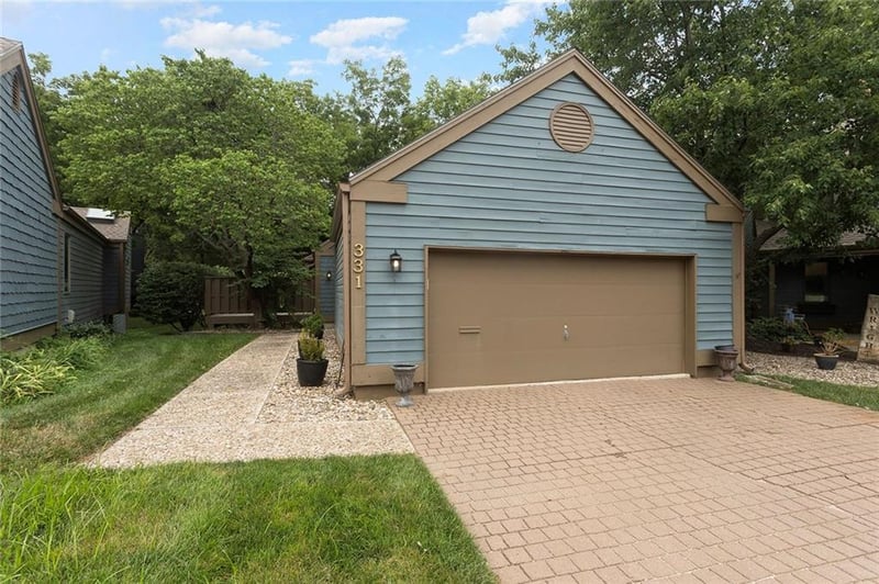 331 Westwoods Cir, Liberty, MO 64068