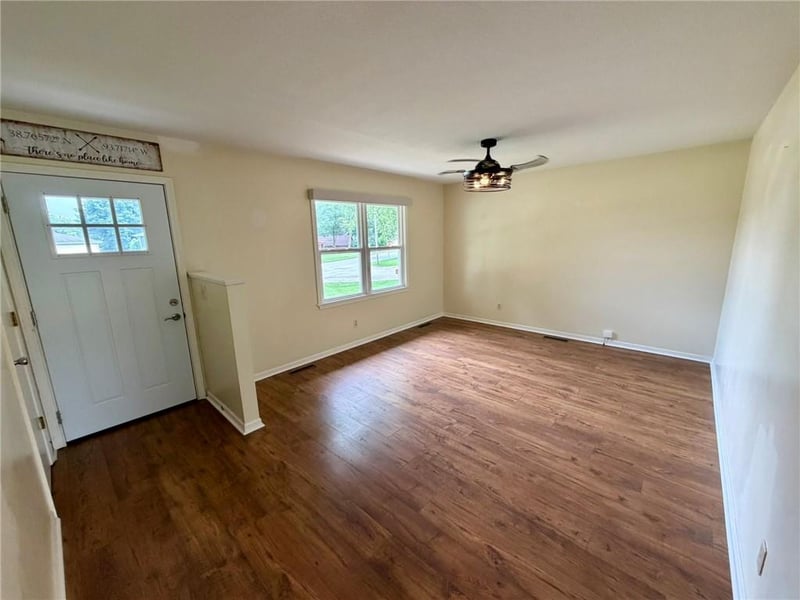 404 Creach Dr, Warrensburg, MO 64093