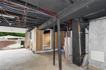 7900 Chestnut Ave, Kansas City, MO 64132