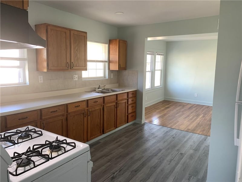 5816 14th St, Kansas City, MO 64126
