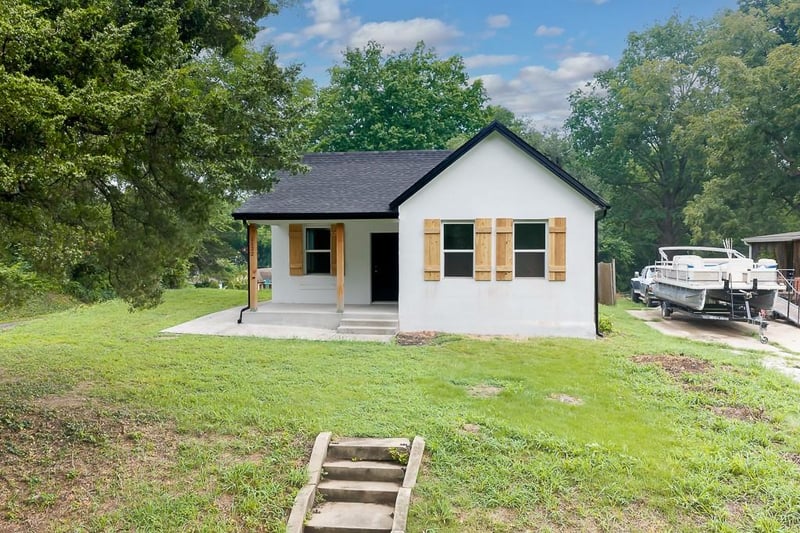 1122 Randolph St, Leavenworth, KS 66048