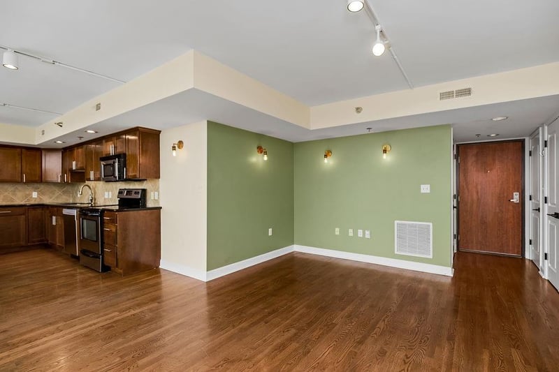 600 Admiral Blvd #1604, Kansas City, MO 64106