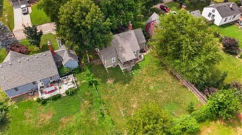 8407 Mercier St, Kansas City, MO 64114