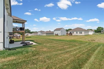 7710 NE 107th St, Kansas City, MO 64157