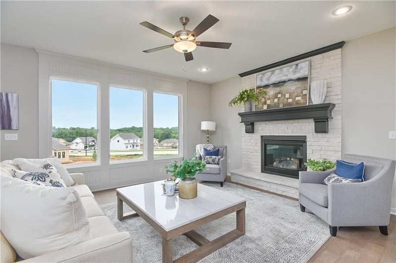 6001 Arapahoe St, Shawnee, KS 66226